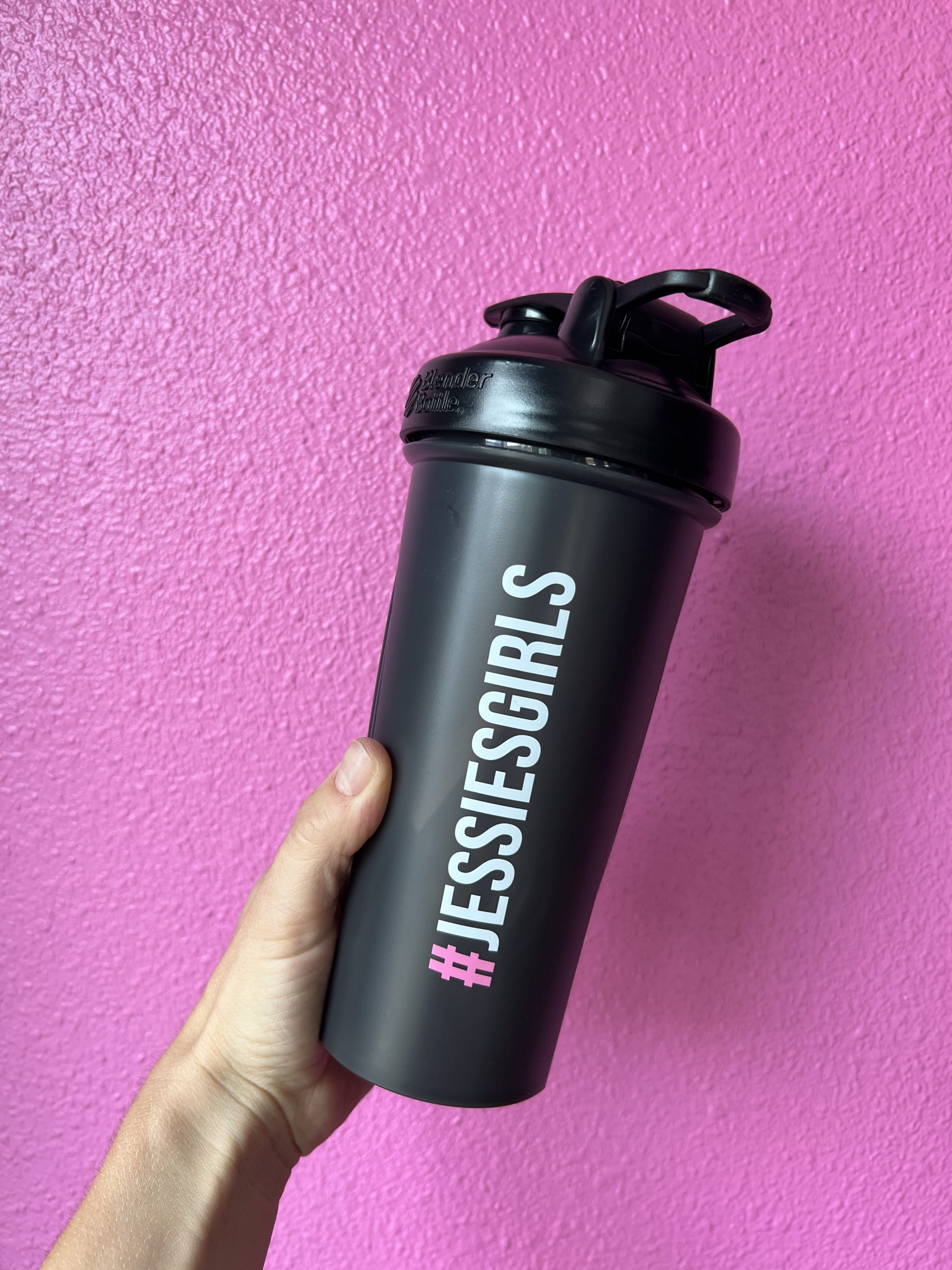 Jessie's Girls 28-Ounce Black Shaker Bottle - Jessie Fitness